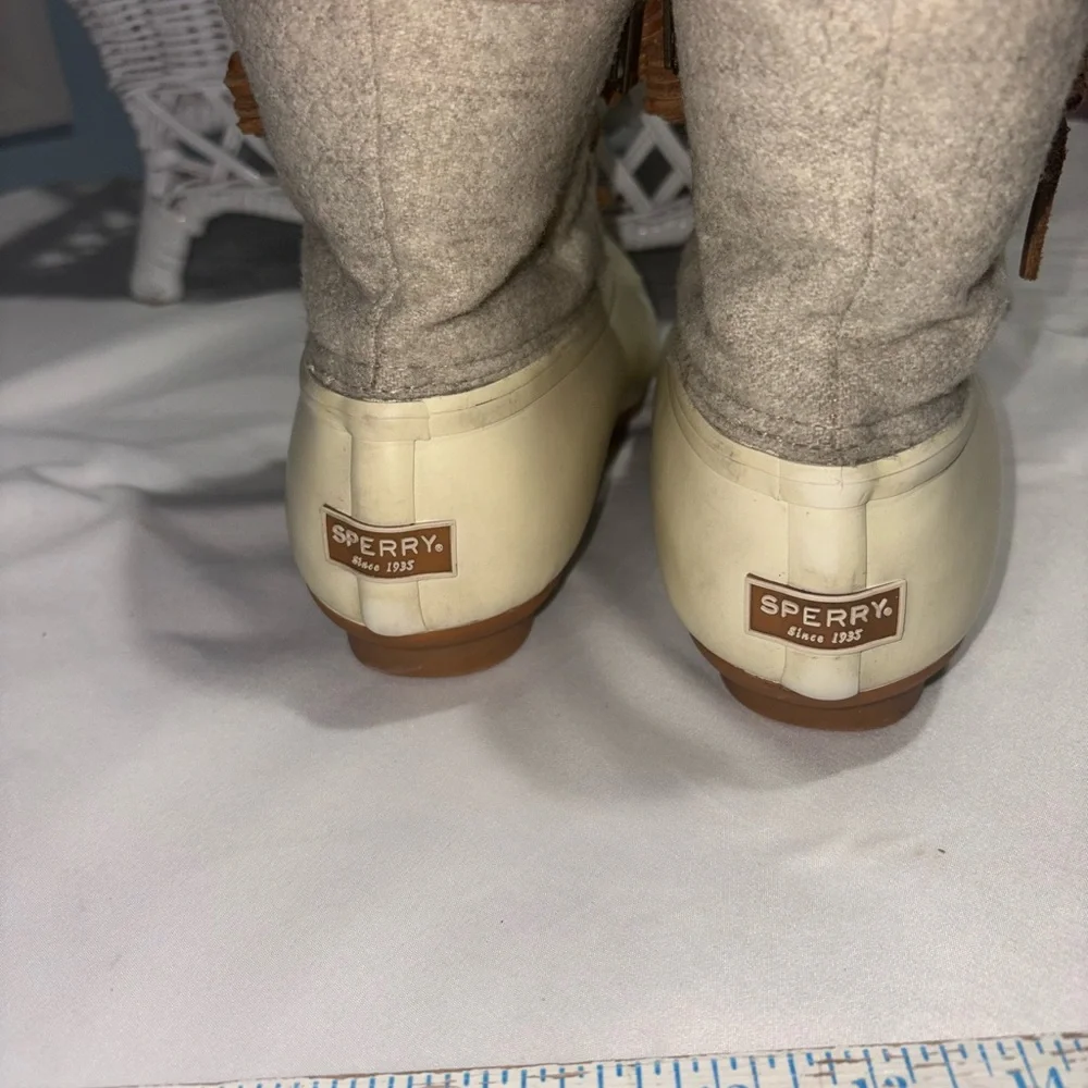 Sperry waterproof rubber boots - Picture 6 of 11